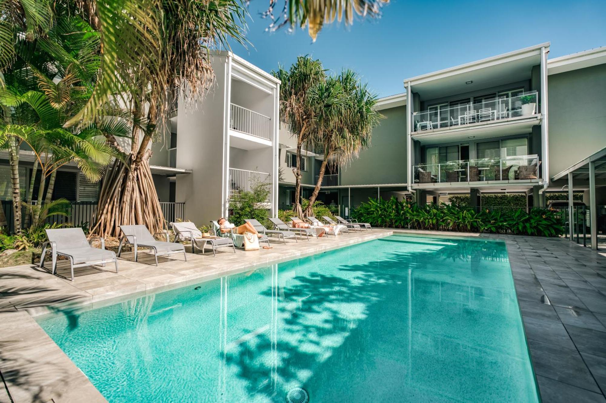 Jacaranda Noosa Aparthotel Exterior photo