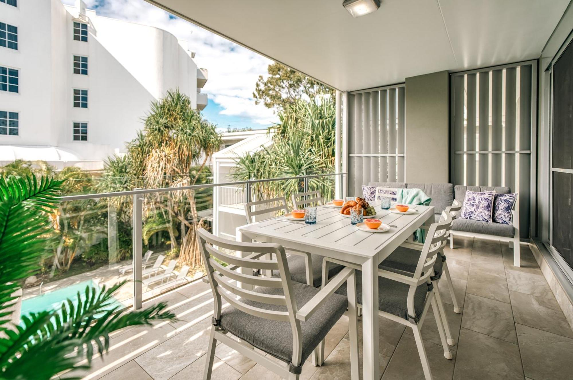 Jacaranda Noosa Aparthotel Exterior photo